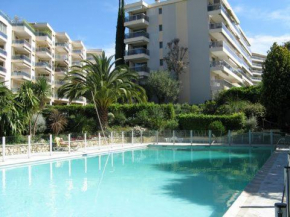 Karolina Properties - Ascot Appartement